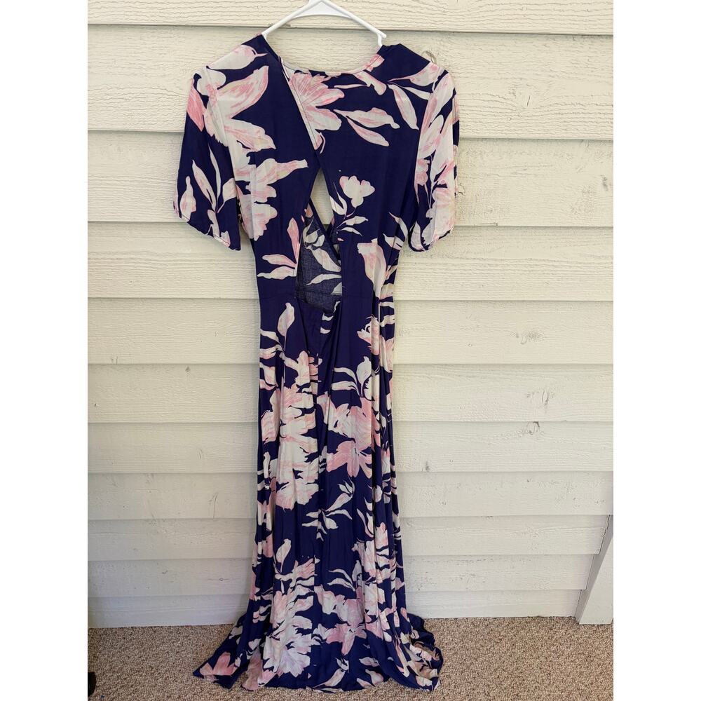 Lulus Navy Blue & Blush Floral Wrap Maxi Dress – Size Large - Picture 9 of 9